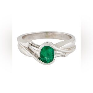 14KT White Gold Natural Diamonds and Natural Emerald Cocktail Ring